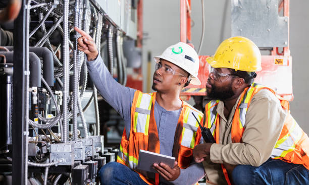 Best Electrician Near Me  in Salem, IL